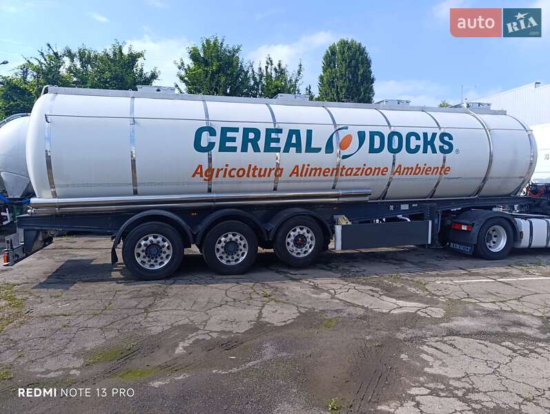 Цистерна полуприцеп Menci SL 2008 в Ровно