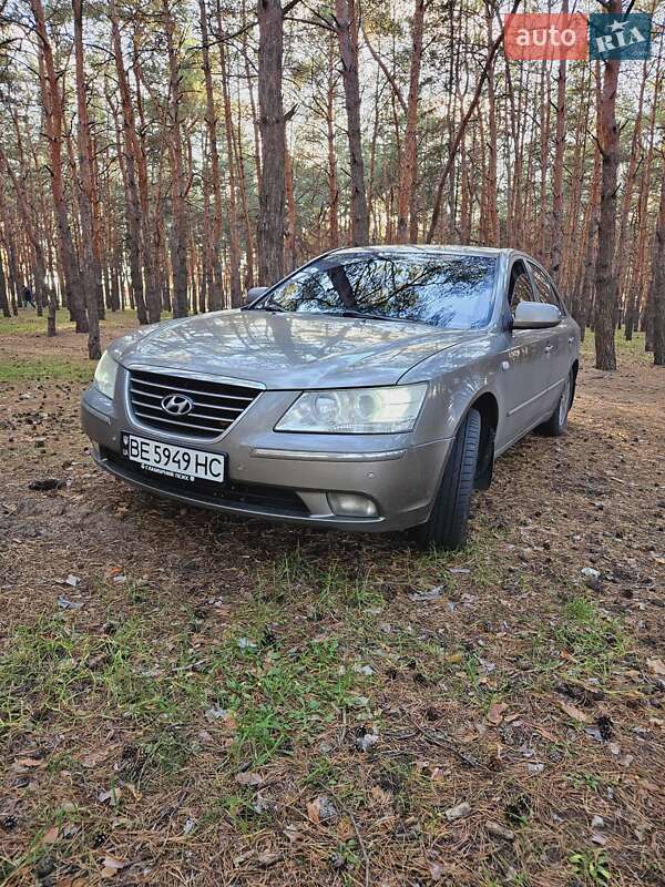 Седан Hyundai Sonata 2008 в Николаеве Седан Hyundai Sonata 2008 в Николаеве