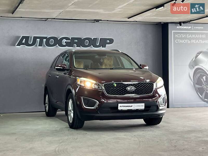 Внедорожник / Кроссовер Kia Sorento 2016 в Одессе Внедорожник / Кроссовер Kia Sorento 2016 в Одессе
