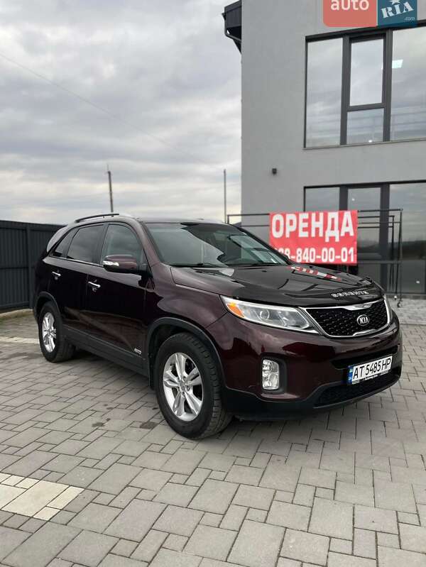 Внедорожник / Кроссовер Kia Sorento 2013 в Калуше