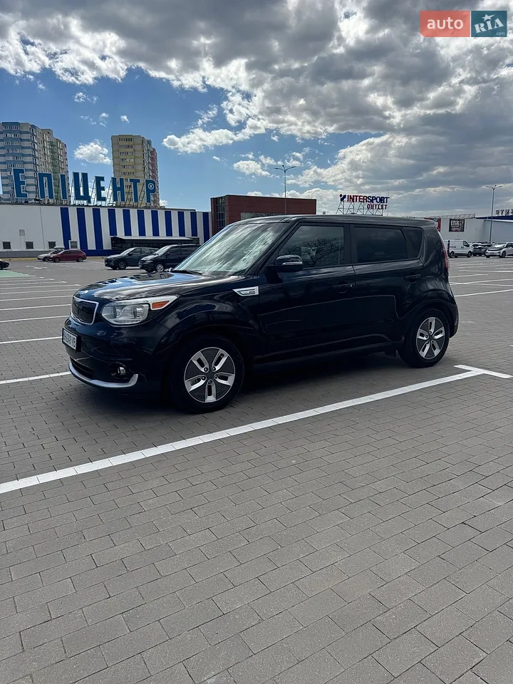Kia Soul Ev 2017 photo 4