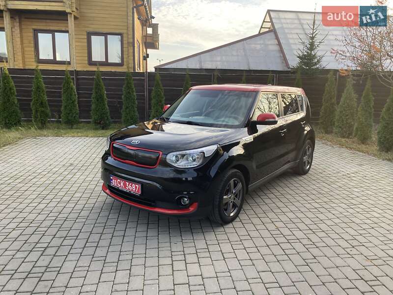 Позашляховик / Кросовер Kia Soul 2016 в Києві Позашляховик / Кросовер Kia Soul 2016 в Києві