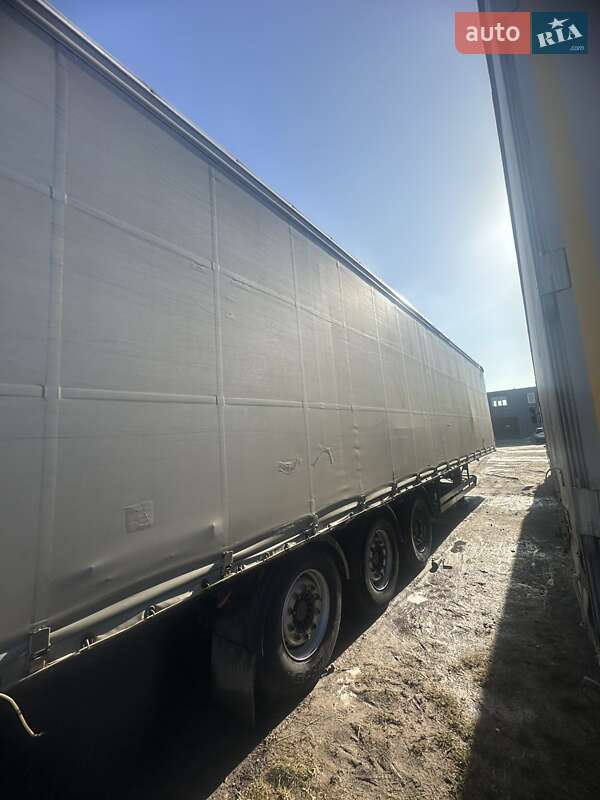 Тентованный борт (штора) - полуприцеп Schwarzmuller SPA-3E 2007 в Яворове Тентованный борт (штора) - полуприцеп Schwarzmuller SPA-3E 2007 в Яворове