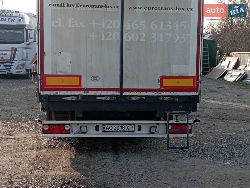 Бортовой полуприцеп Schwarzmuller SPA-3E 2006 в Иршаве