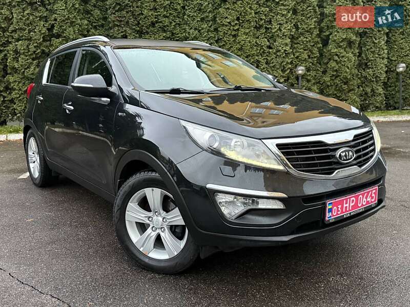 Внедорожник / Кроссовер Kia Sportage 2011 в Киеве