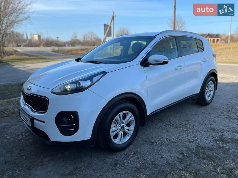 Внедорожник / Кроссовер Kia Sportage 2016 в Кобеляках