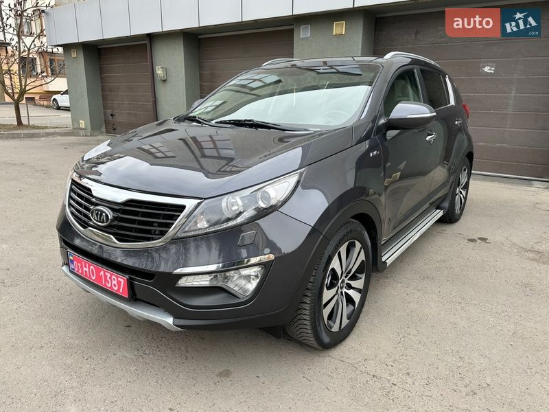 Внедорожник / Кроссовер Kia Sportage 2012 в Ровно