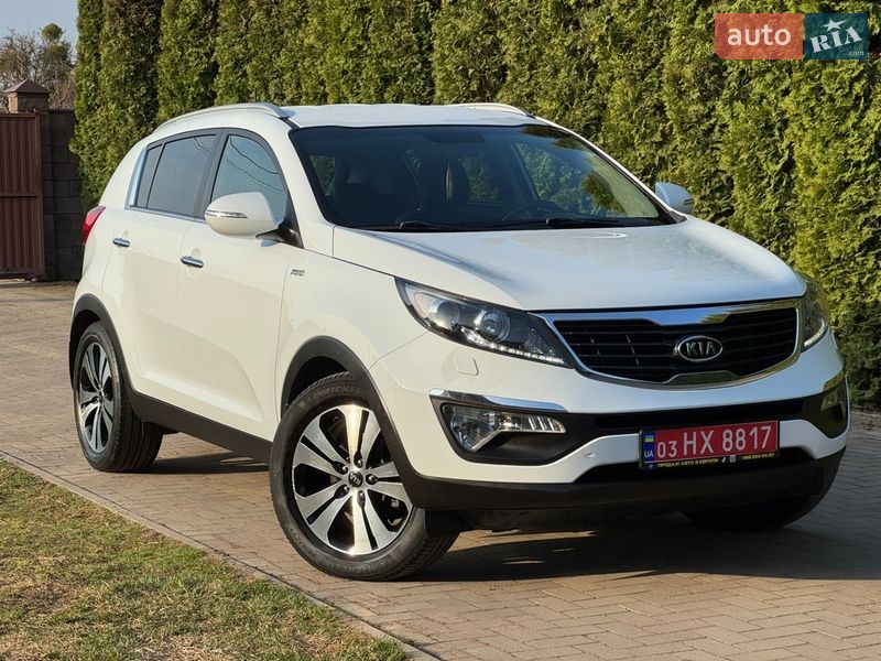 Позашляховик / Кросовер Kia Sportage 2010 в Луцьку