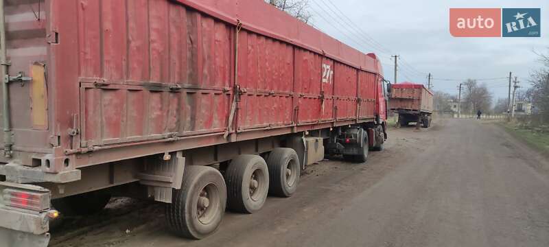 Зерновоз - полуприцеп Schmitz SPR 24 1997 в Прилуках