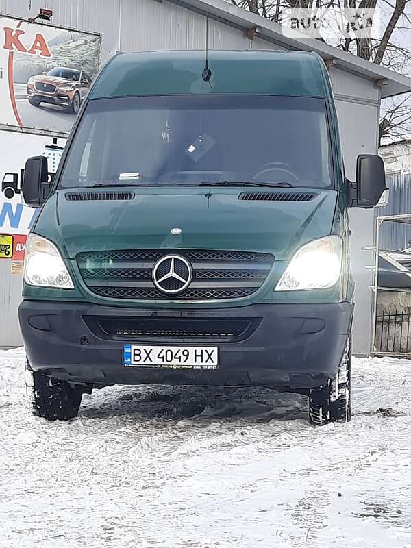 Грузовой фургон Mercedes-Benz Sprinter 2008 в Каменец-Подольском