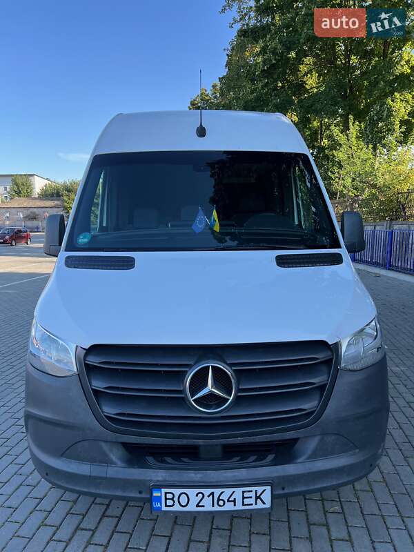 Грузопассажирский фургон Mercedes-Benz Sprinter 2019 в Тернополе Грузопассажирский фургон Mercedes-Benz Sprinter 2019 в Тернополе