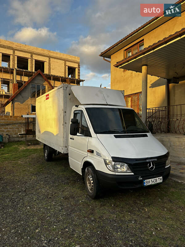 Вантажний фургон Mercedes-Benz Sprinter 2005 в Одесі Вантажний фургон Mercedes-Benz Sprinter 2005 в Одесі