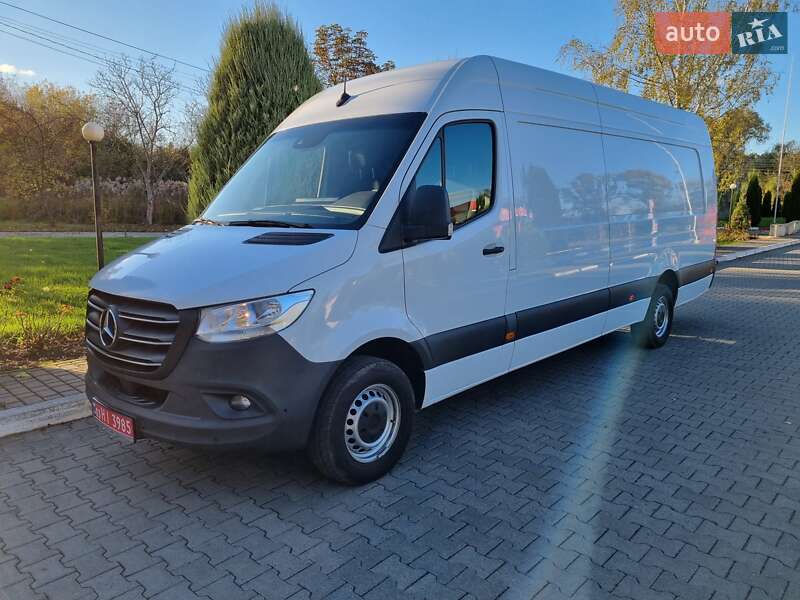 Грузовой фургон Mercedes-Benz Sprinter 2022 в Черновцах