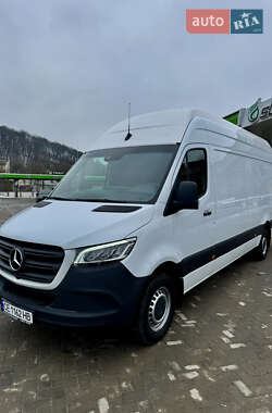 Грузовой фургон Mercedes-Benz Sprinter 2020 в Черновцах