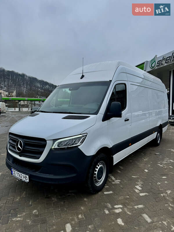 Вантажний фургон Mercedes-Benz Sprinter 2020 в Чернівцях