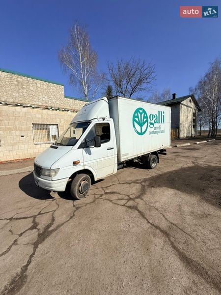 Грузовой фургон Mercedes-Benz Sprinter 1998 в Миргороде
