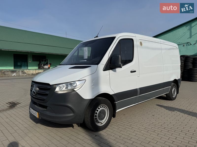 Вантажний фургон Mercedes-Benz Sprinter 2021 в Хусті