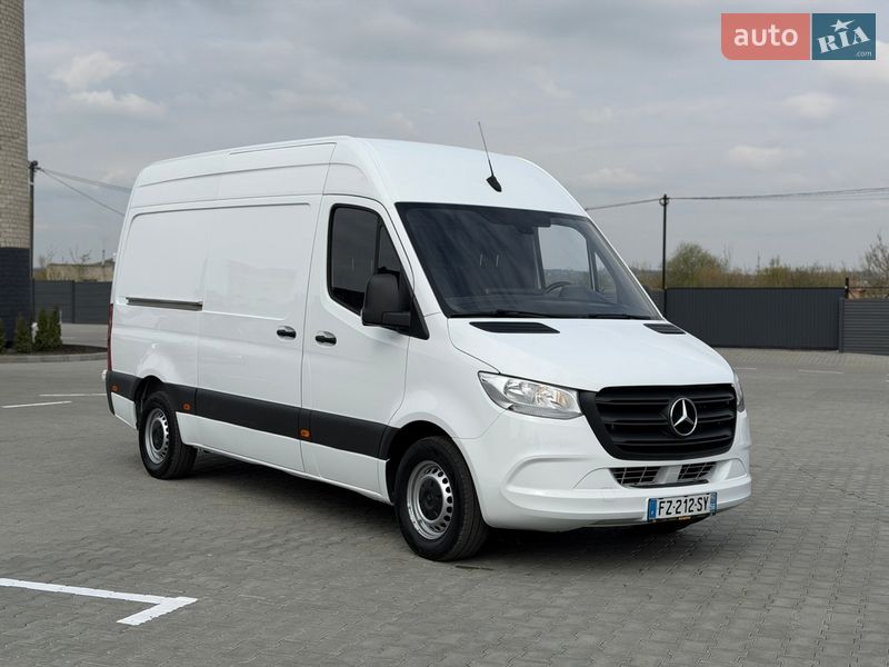 Вантажний фургон Mercedes-Benz Sprinter 2021 в Дубні