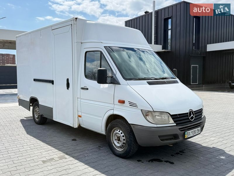 Вантажний фургон Mercedes-Benz Sprinter 2005 в Кам'янець-Подільському