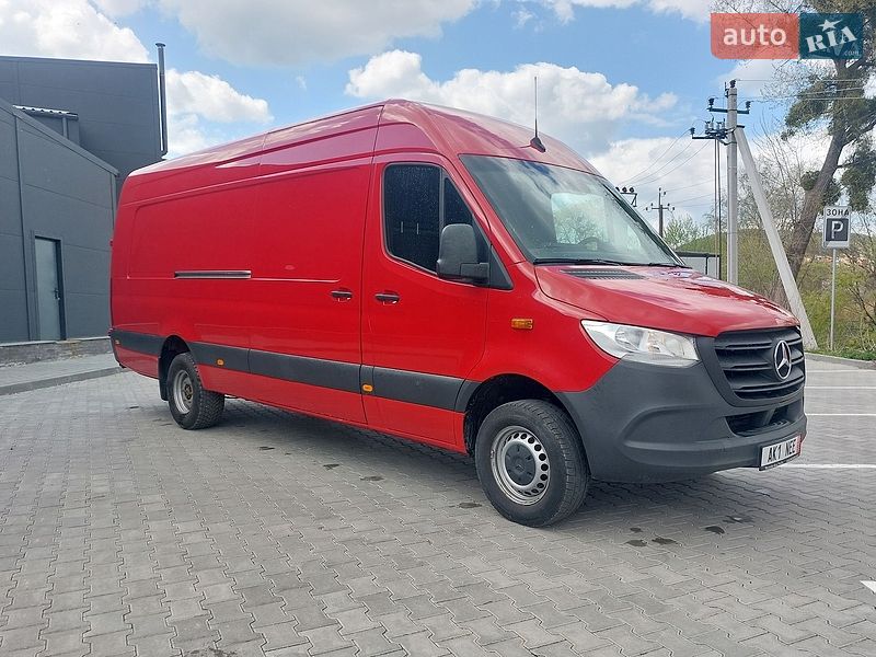 Вантажний фургон Mercedes-Benz Sprinter 2021 в Бережанах