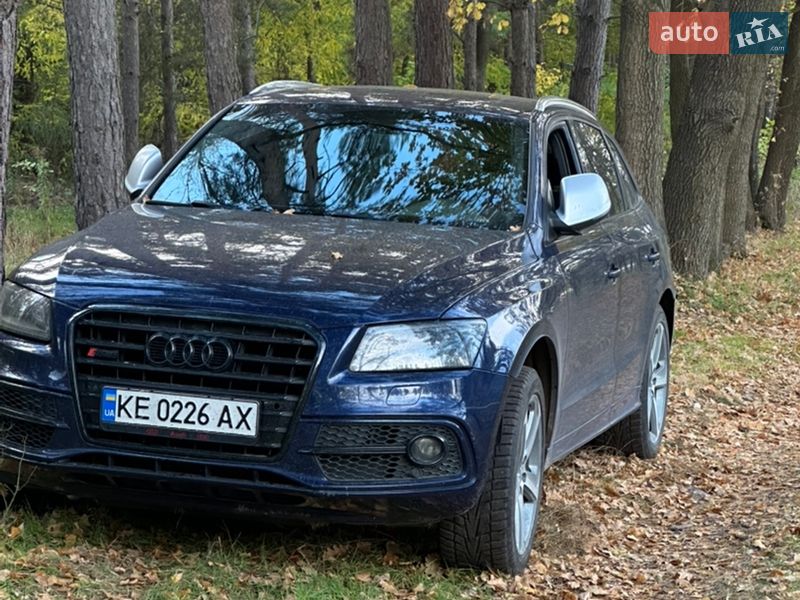 Позашляховик / Кросовер Audi SQ5 2013 в Кам'янському