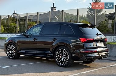 Позашляховик / Кросовер Audi SQ7 2022 в Києві