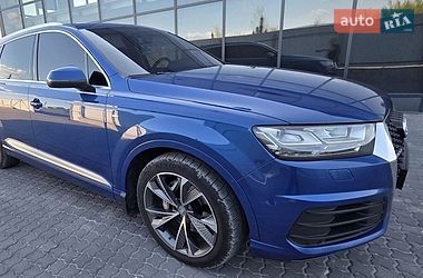 Внедорожник / Кроссовер Audi SQ7 2016 в Ивано-Франковске