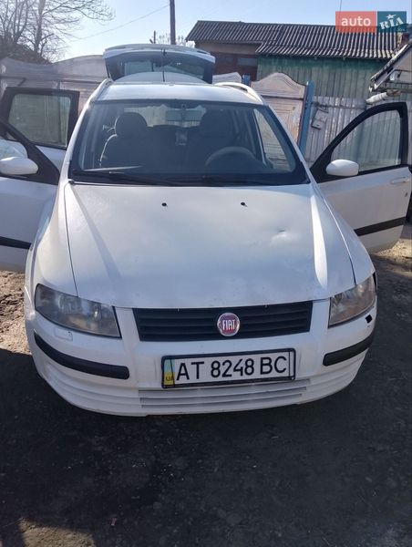 Универсал Fiat Stilo 2004 в Городенке