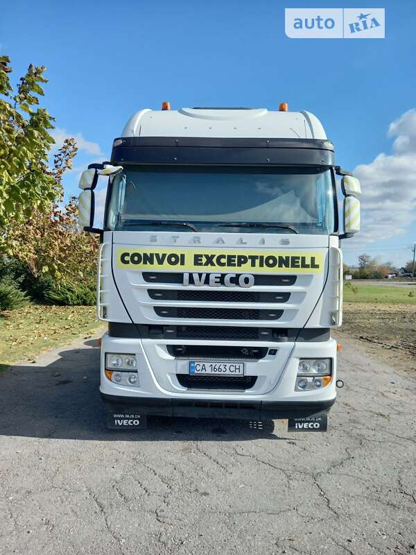 Тягач Iveco Stralis 2012 в Жашківу