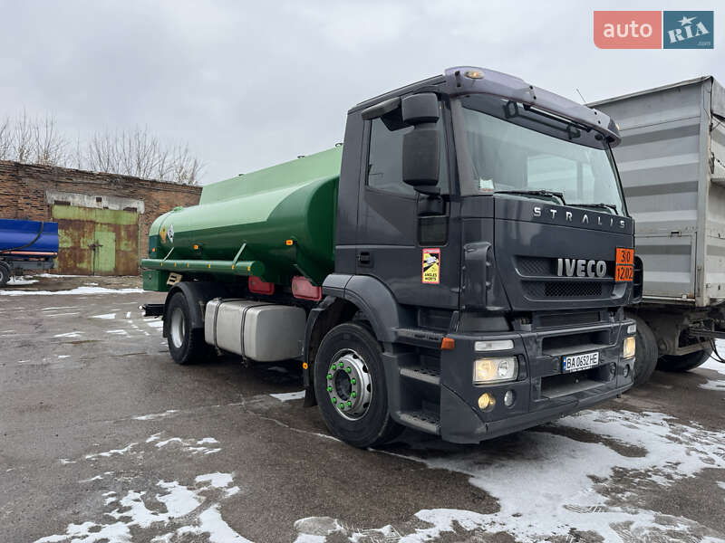 Бензовоз Iveco Stralis 2006 в Кропивницком Бензовоз Iveco Stralis 2006 в Кропивницком