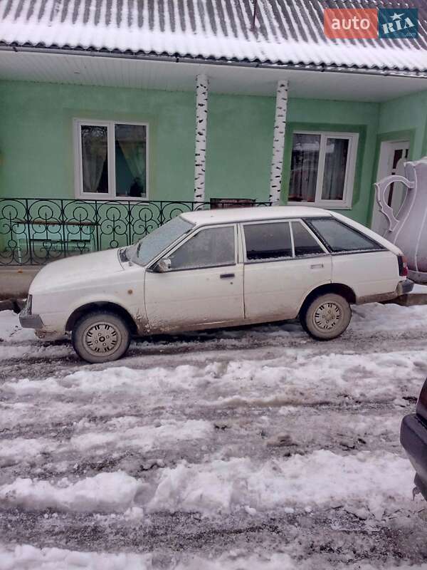 Универсал Nissan Sunny 1985 в Тлумаче
