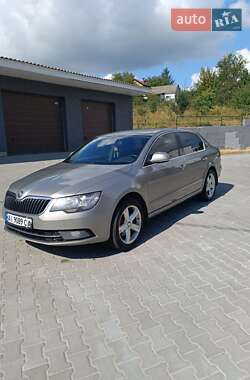 Лифтбек Skoda Superb 2015 в Украинке