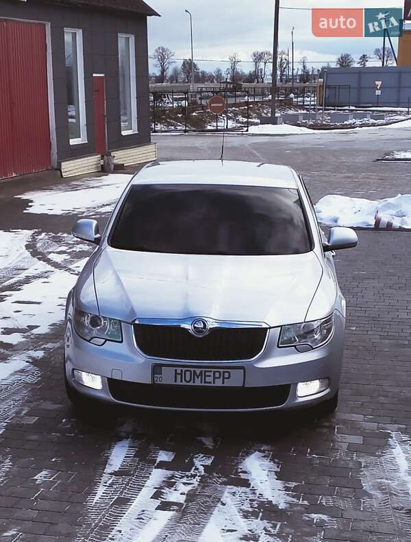 Лифтбек Skoda Superb 2009 в Тернополе