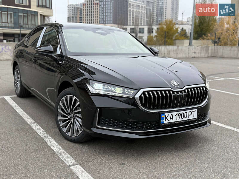 Лифтбек Skoda Superb 2025 в Киеве Лифтбек Skoda Superb 2025 в Киеве