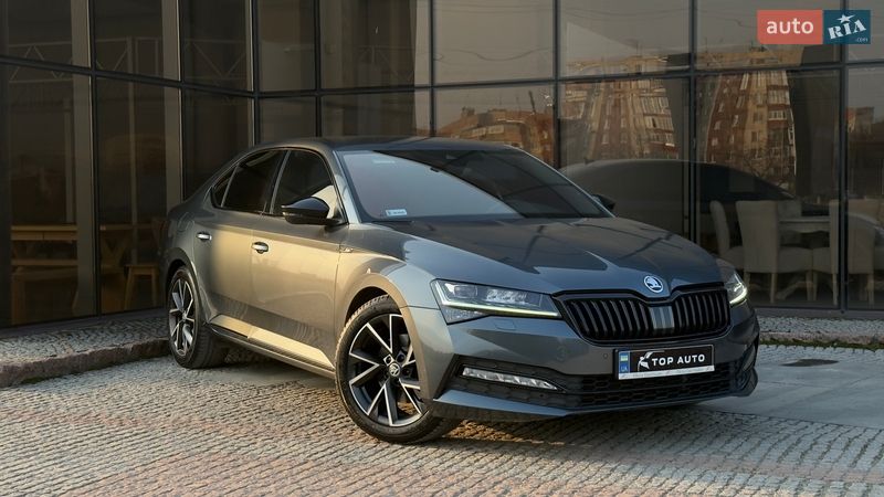 Лифтбек Skoda Superb 2022 в Мукачево