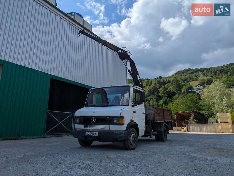 Борт Mercedes-Benz T2 1993 в Рахове