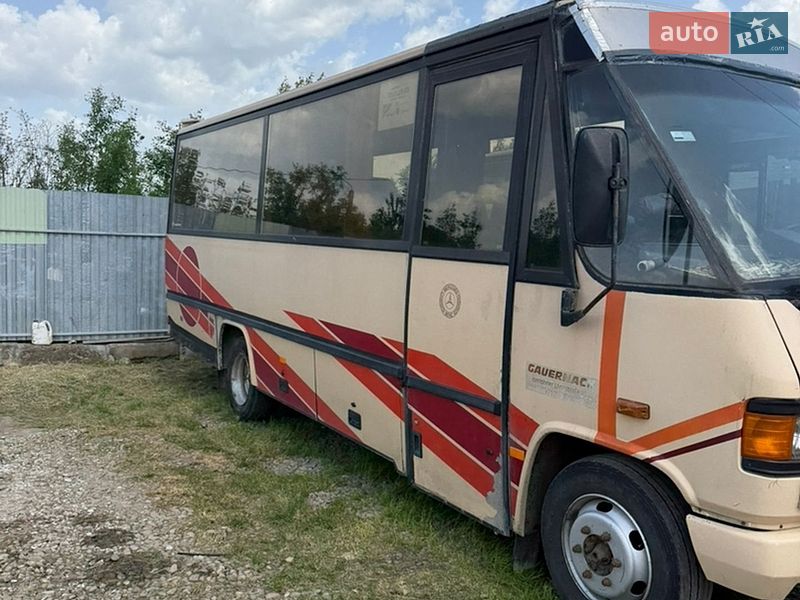 Пригородный автобус Mercedes-Benz T2 1994 в Ивано-Франковске Пригородный автобус Mercedes-Benz T2 1994 в Ивано-Франковске