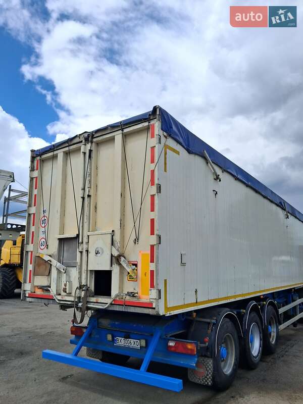 Зерновоз - полуприцеп Benalu T 2000 в Хмельницком