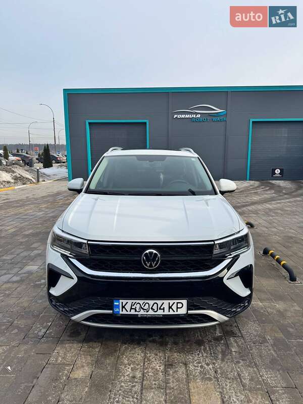 Внедорожник / Кроссовер Volkswagen Taos 2022 в Ирпене