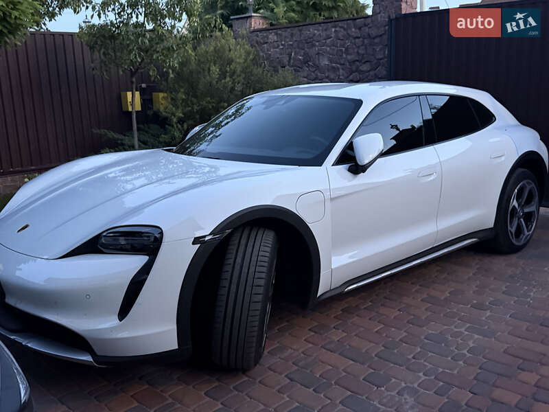 Універсал Porsche Taycan Cross Turismo 2021 в Житомирі