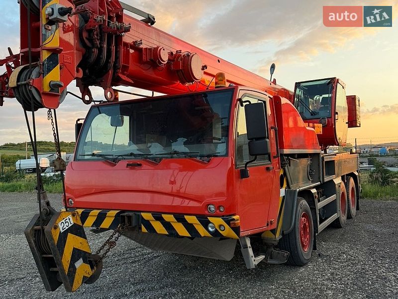 Автокран Terex TC 2009 в Хусте