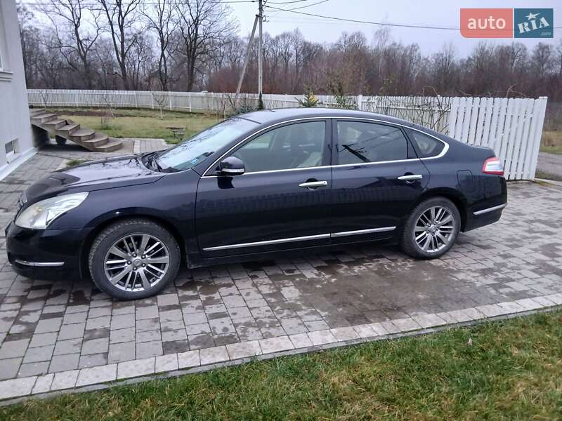 Седан Nissan Teana 2013 в Івано-Франківську
