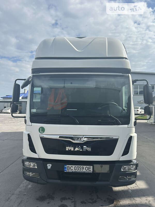 Грузовой фургон MAN TGL 2015 в Львове