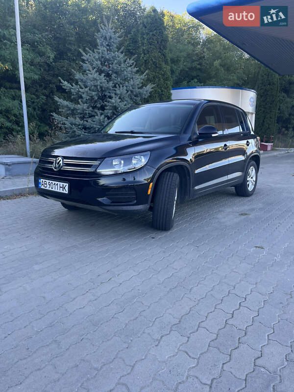 Внедорожник / Кроссовер Volkswagen Tiguan 2013 в Могилев-Подольске