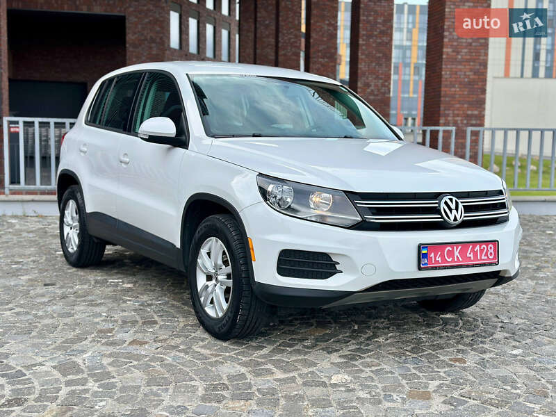 Внедорожник / Кроссовер Volkswagen Tiguan 2012 в Днепре