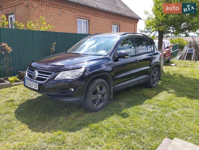 Внедорожник / Кроссовер Volkswagen Tiguan 2008 в Хмельницком
