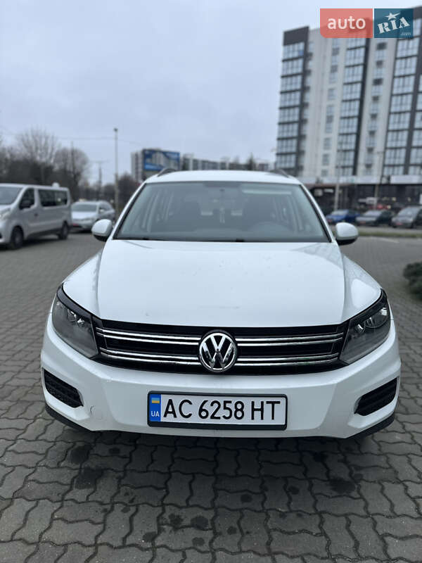 Внедорожник / Кроссовер Volkswagen Tiguan 2017 в Луцке