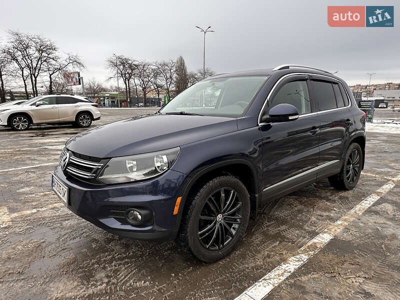 Внедорожник / Кроссовер Volkswagen Tiguan 2013 в Одессе