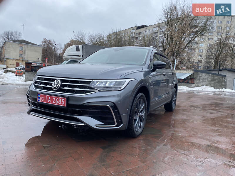 Внедорожник / Кроссовер Volkswagen Tiguan 2022 в Ровно Внедорожник / Кроссовер Volkswagen Tiguan 2022 в Ровно