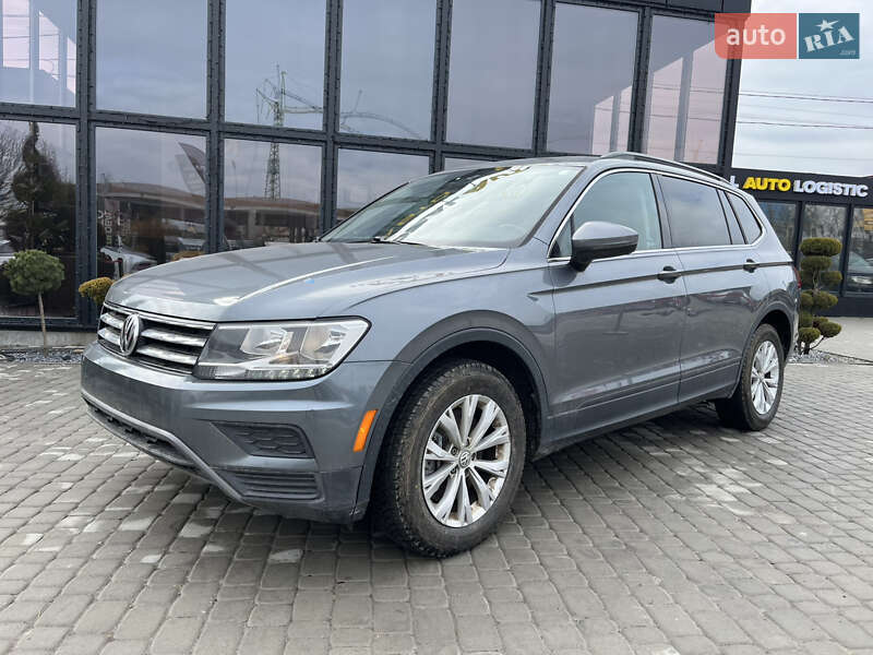 Внедорожник / Кроссовер Volkswagen Tiguan 2018 в Львове